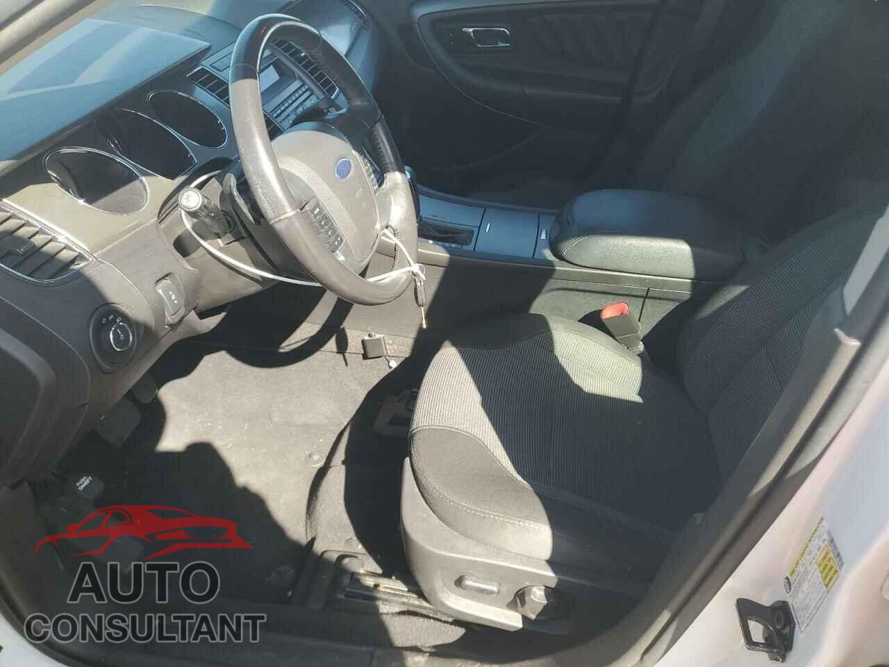 FORD TAURUS 2011 - 1FAHP2EW6BG140528