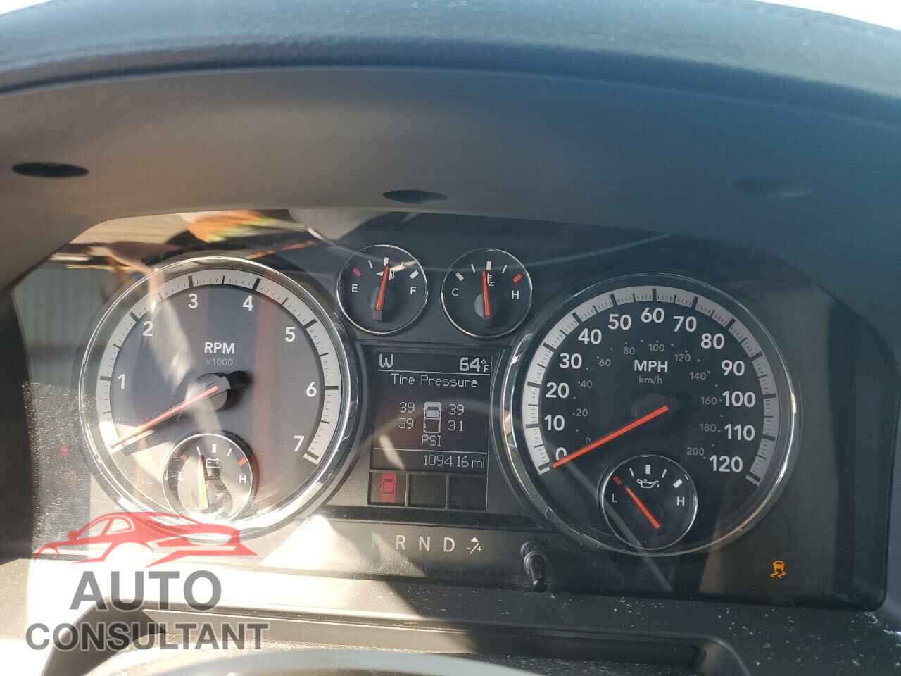 DODGE RAM 1500 2012 - 1C6RD7HT1CS327641
