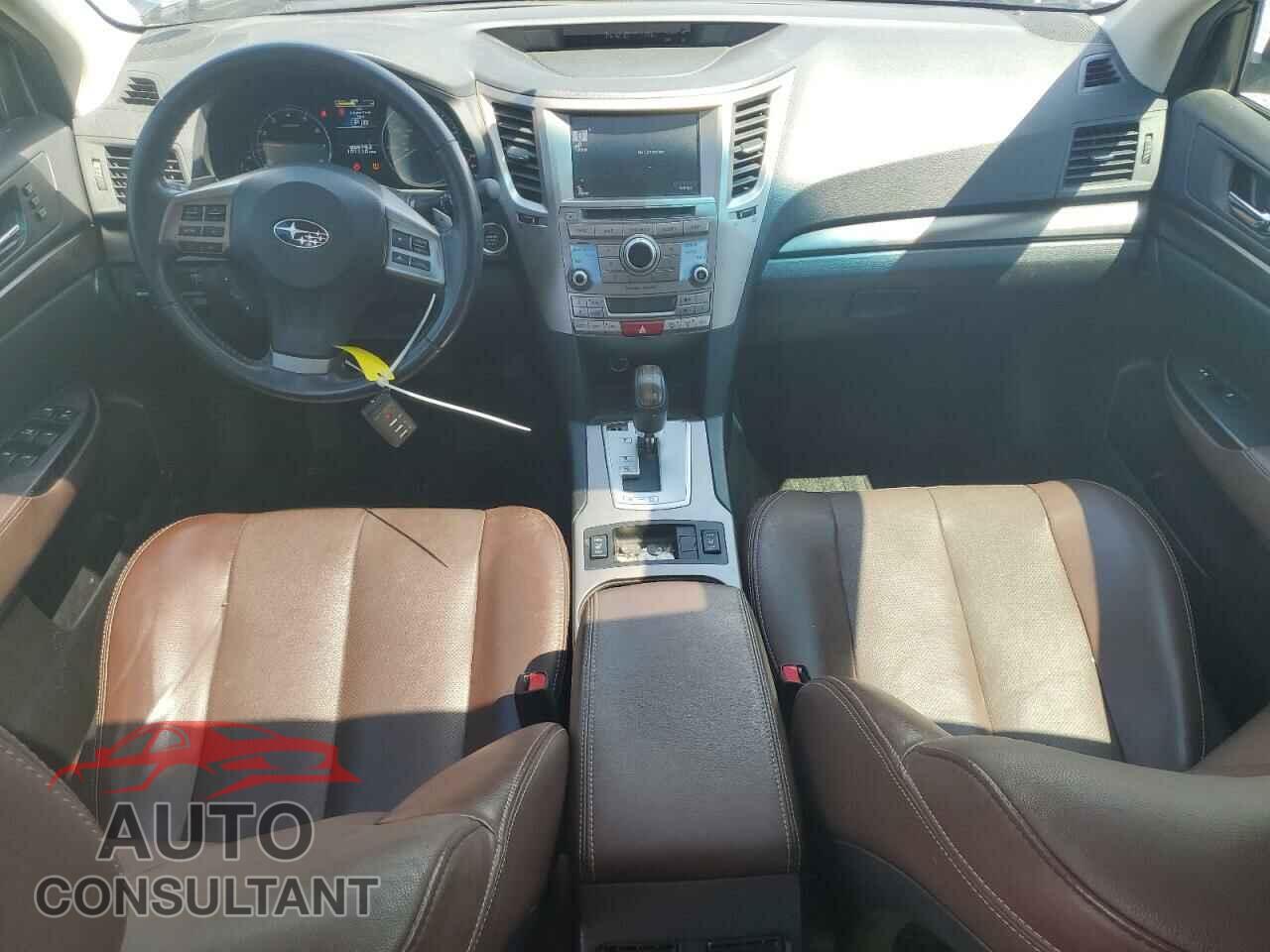 SUBARU OUTBACK 2014 - 4S4BRCPC8E3262852
