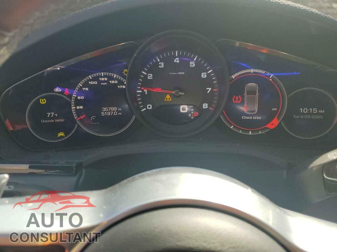 PORSCHE CAYENNE 2021 - WP1AA2AY0MDA00689