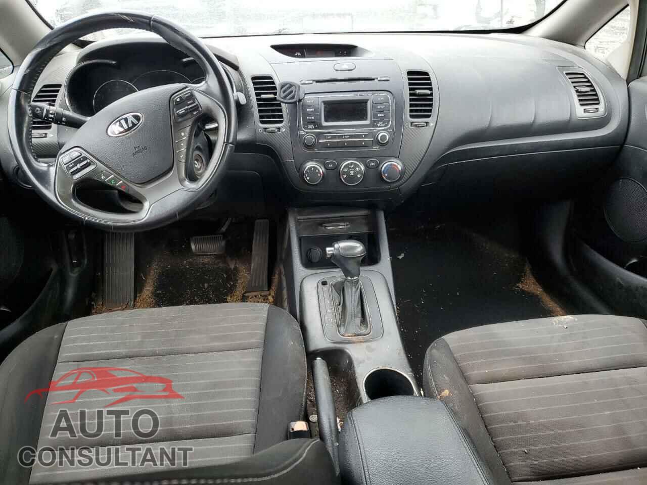 KIA FORTE 2015 - KNAFX4A82F5261396