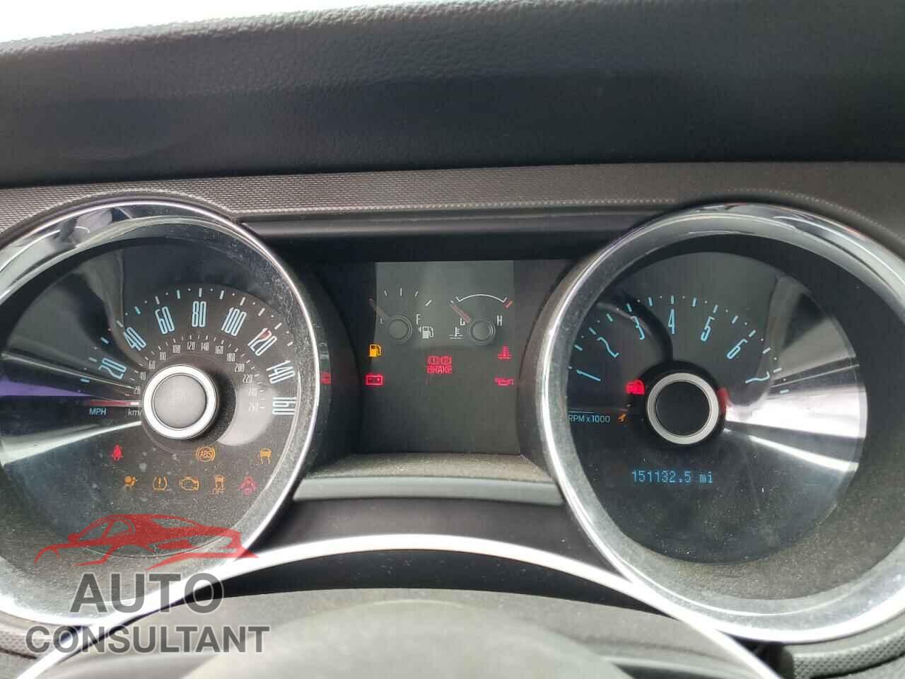 FORD MUSTANG 2014 - 1ZVBP8CF7E5323942