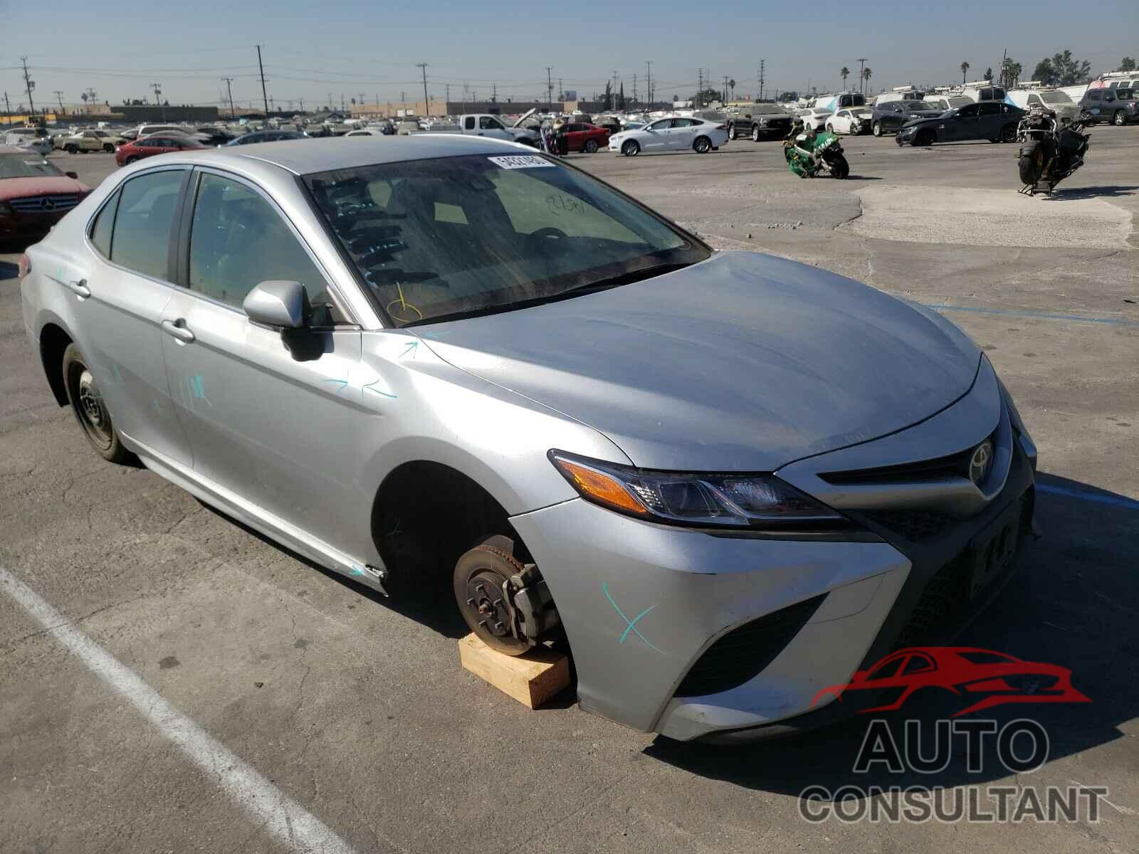 TOYOTA CAMRY 2018 - JTNB11HK9J3035925