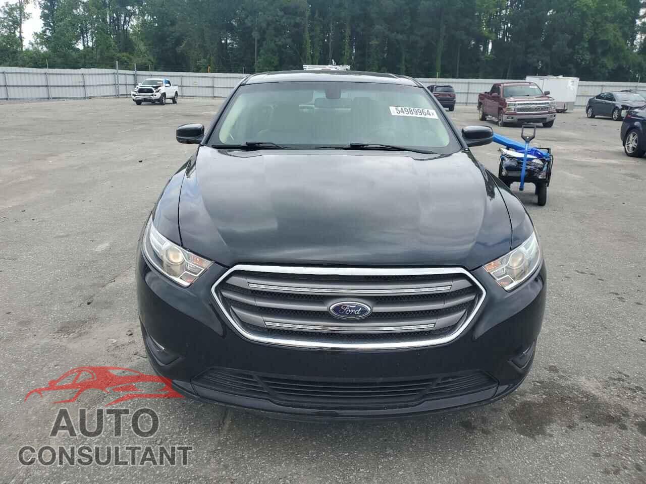 FORD TAURUS 2017 - 1FAHP2E85HG144273
