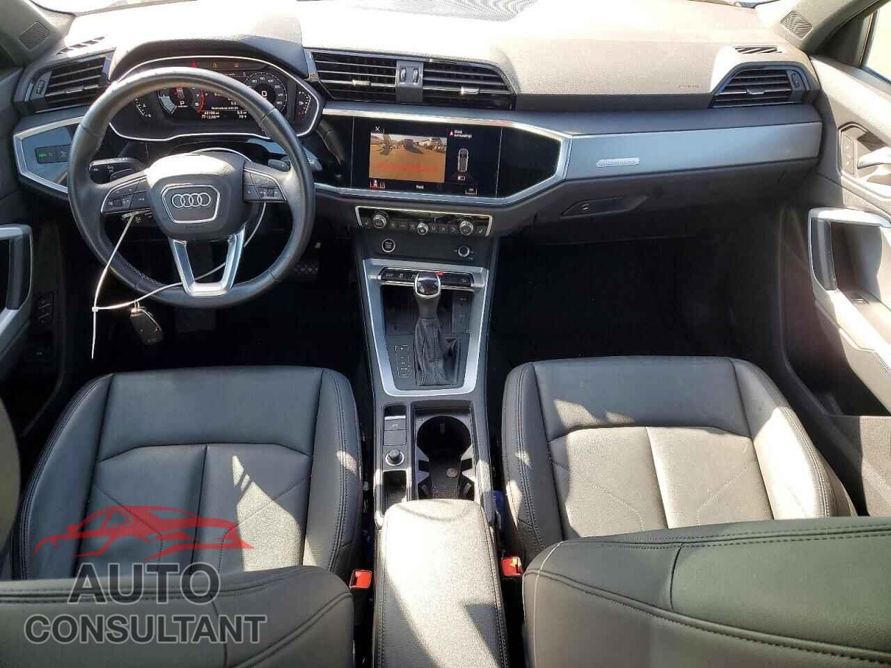 AUDI Q3 2022 - WA1EECF31N1008159