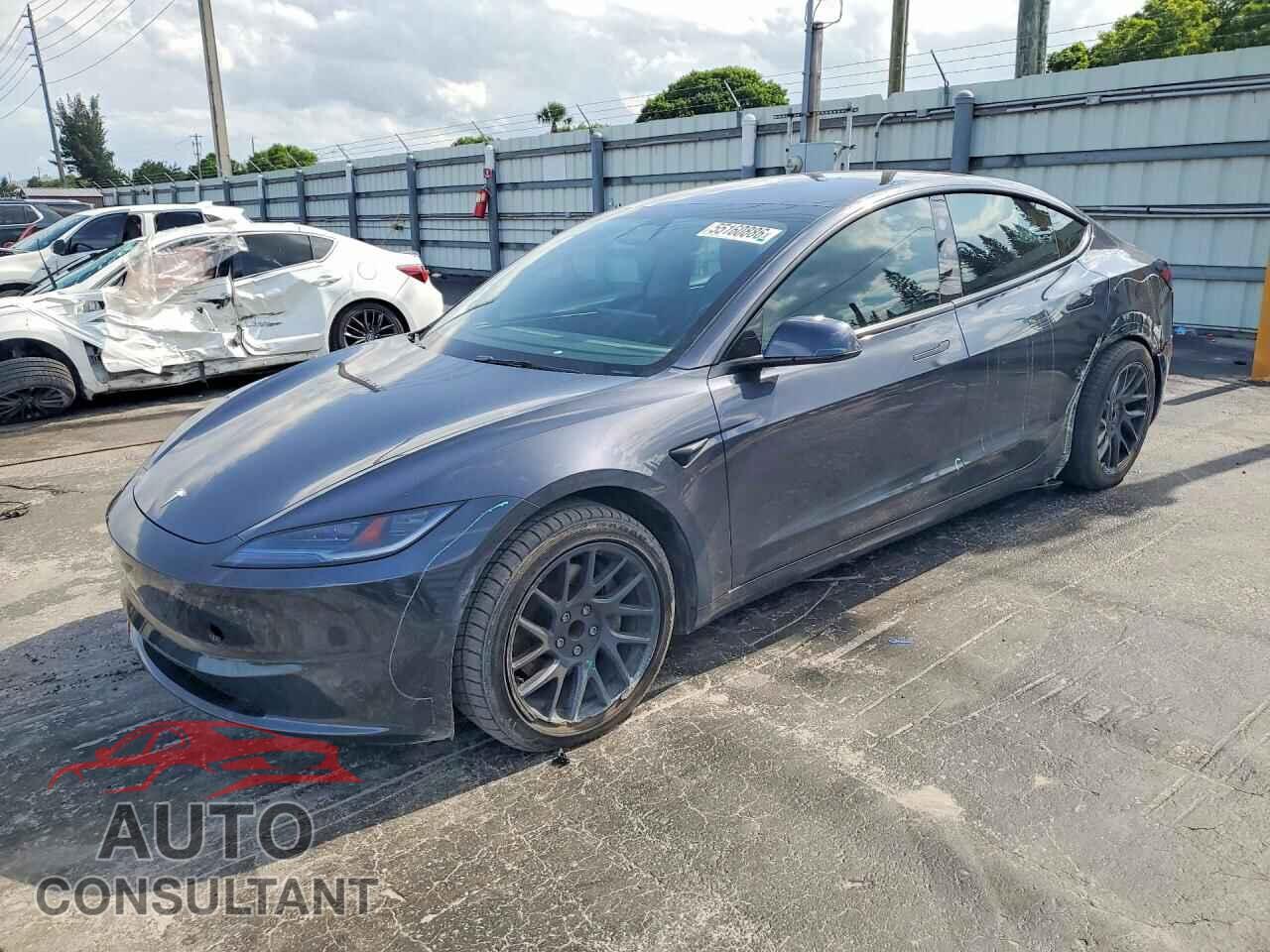 TESLA MODEL 3 2024 - 5YJ3E1EA8RF855694