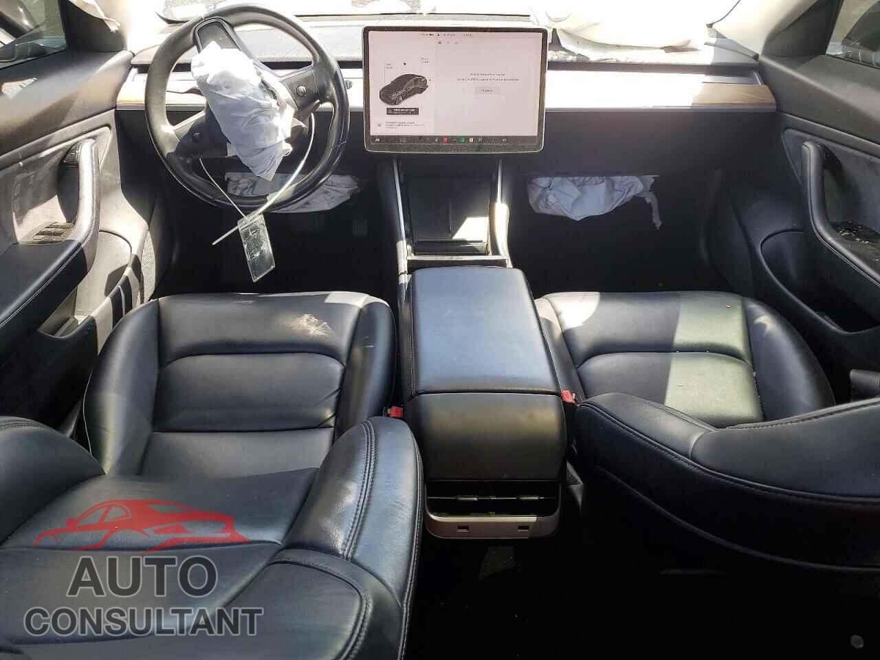 TESLA MODEL 3 2018 - 5YJ3E1EA0JF047599