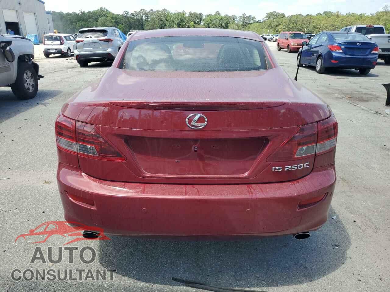 LEXUS IS 2015 - JTHFF2C25F2533538