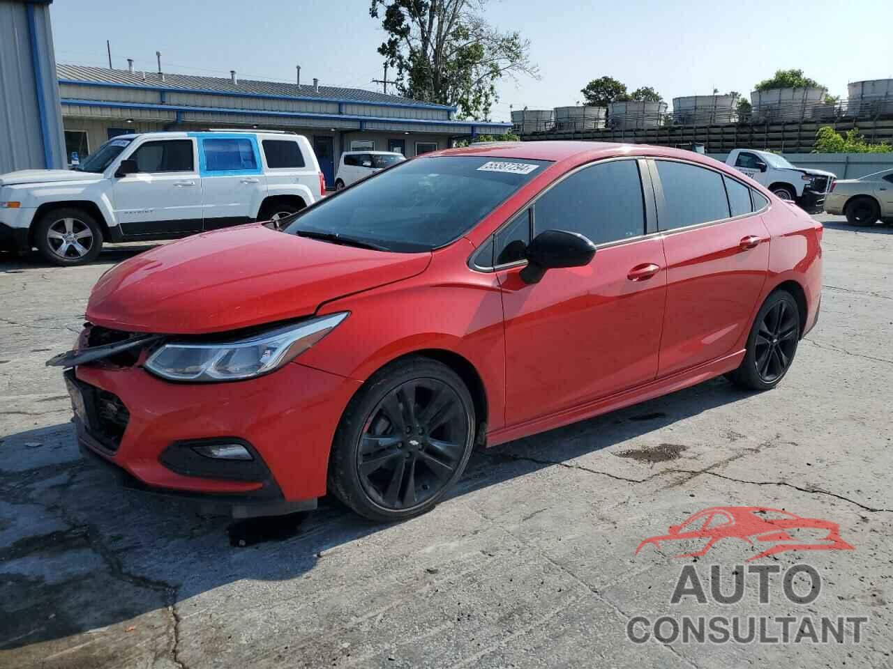 CHEVROLET CRUZE 2018 - 1G1BE5SM1J7210082