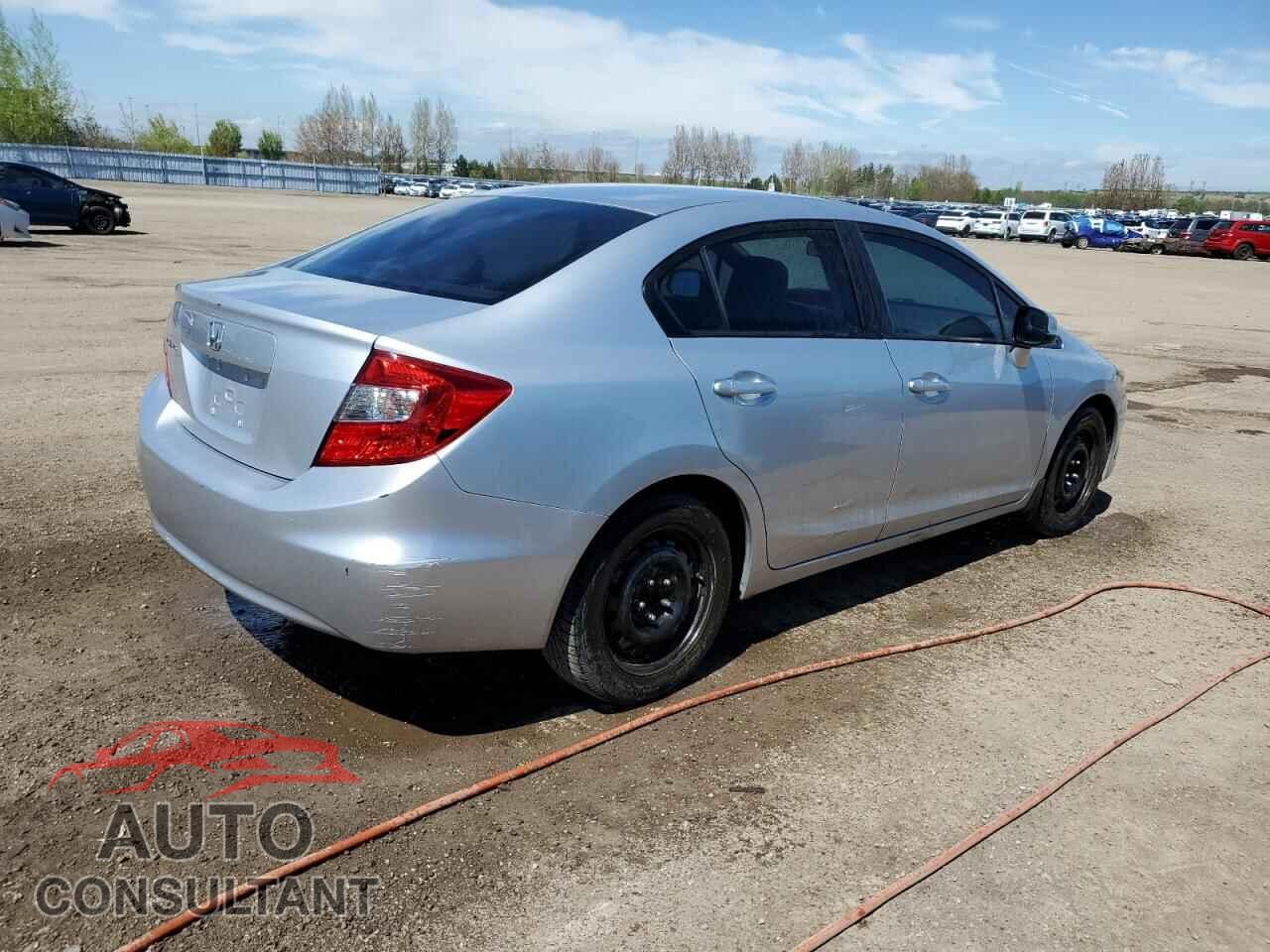 HONDA CIVIC 2012 - 2HGFB2F52CH030704