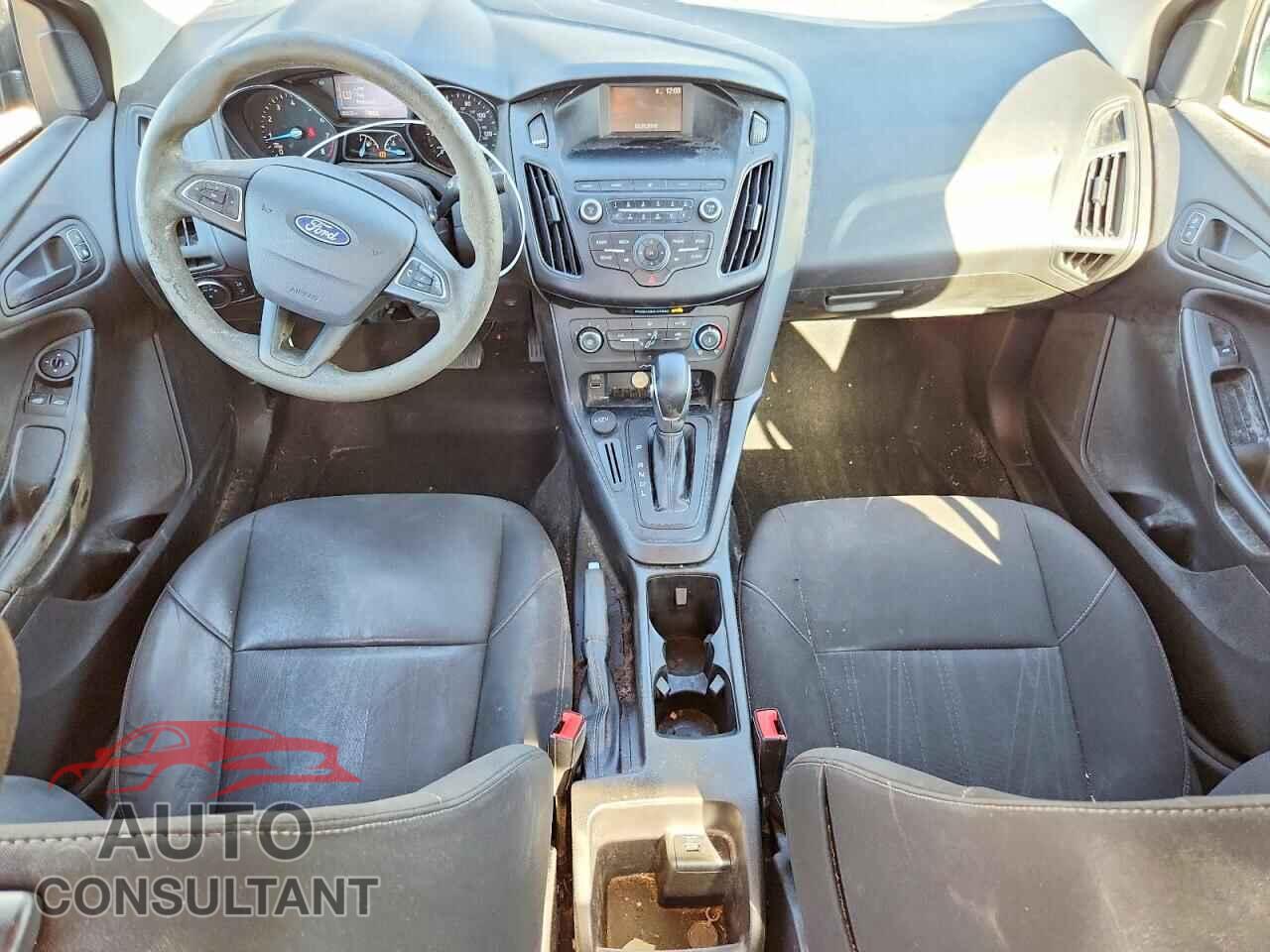 FORD FOCUS 2018 - 1FADP3E26JL309549