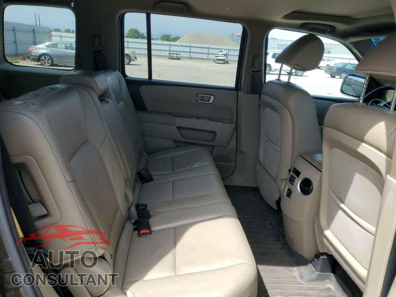 HONDA PILOT 2012 - 5FNYF4H59CB004207