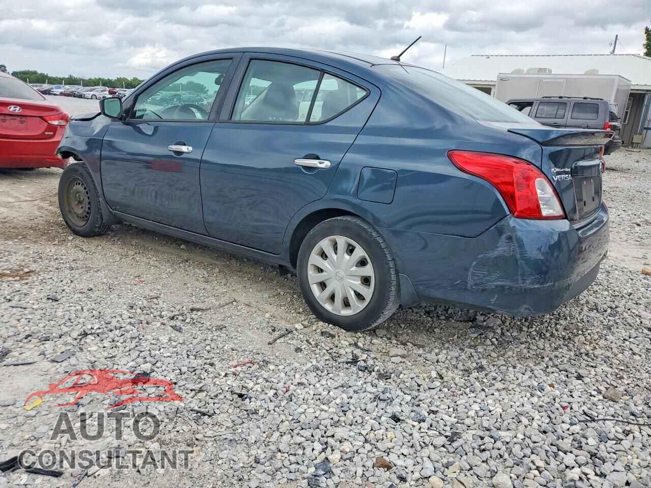 NISSAN VERSA 2017 - 3N1CN7AP2HL875746