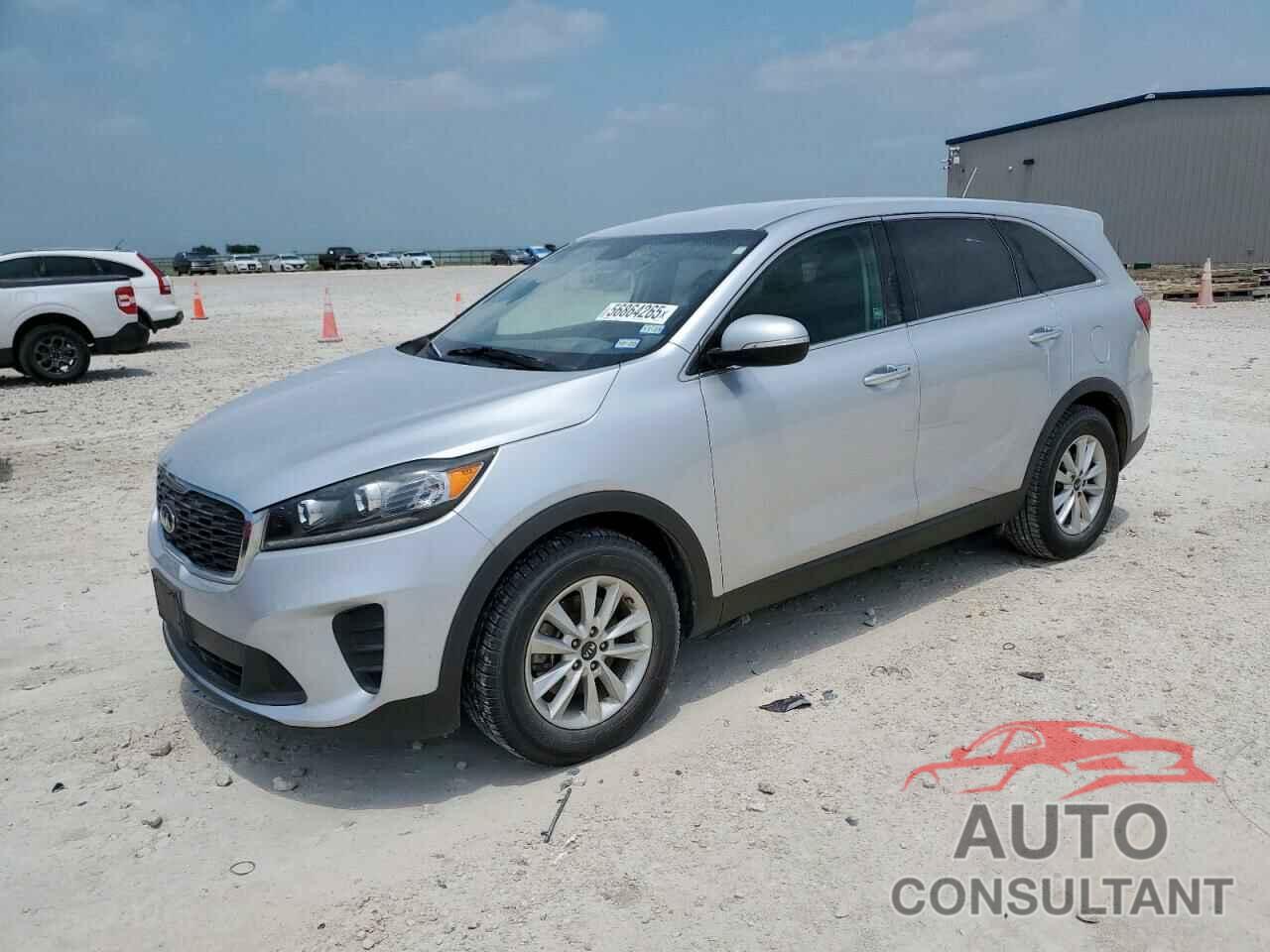 KIA SORENTO 2019 - 5XYPG4A5XKG558737