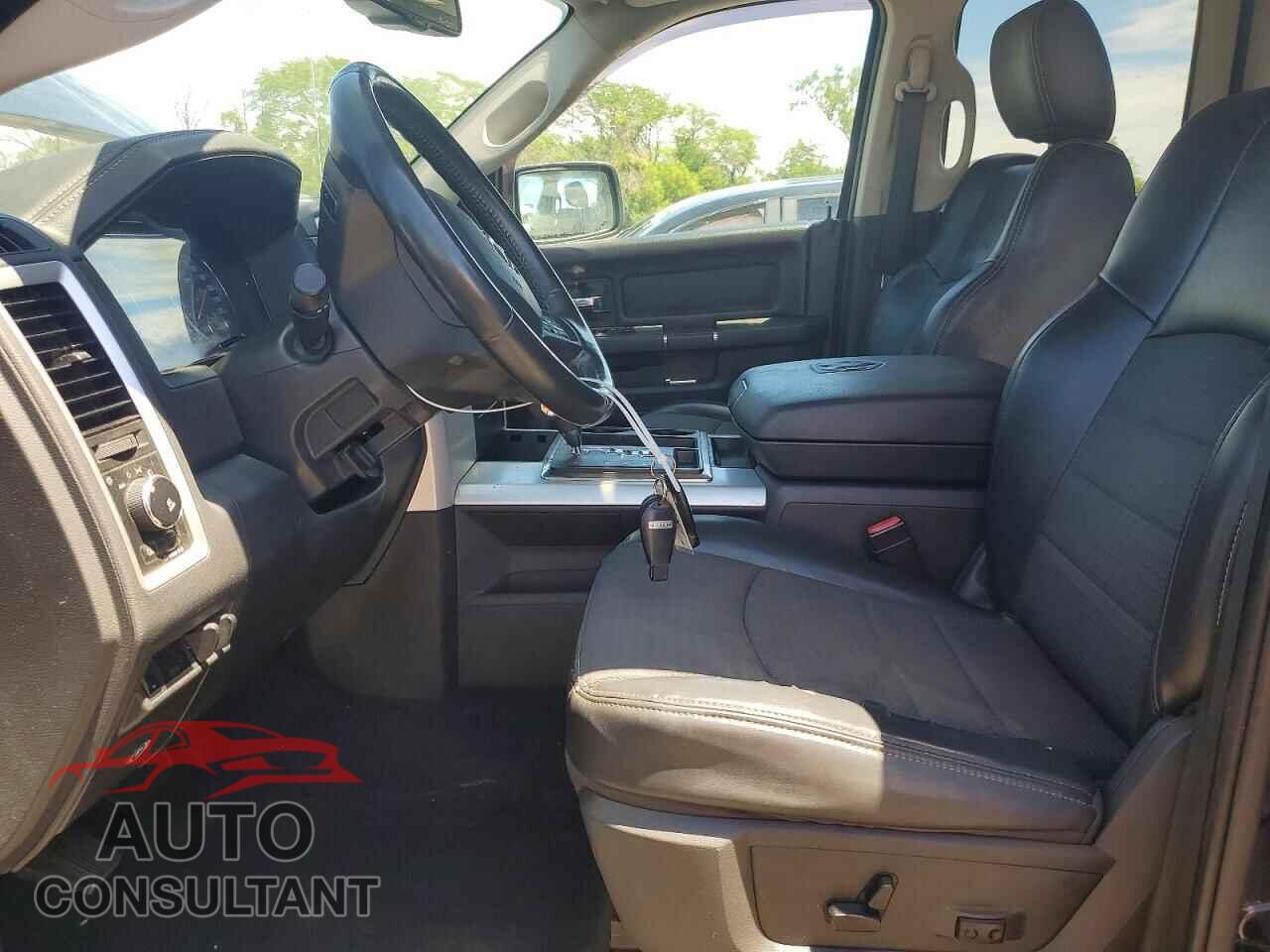 DODGE RAM 1500 2012 - 1C6RD7HT3CS150753