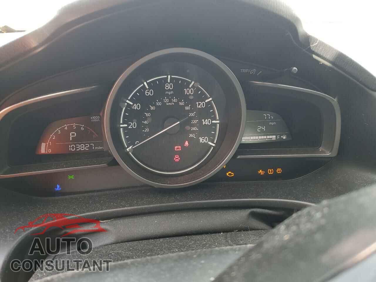 MAZDA 3 2018 - 3MZBN1V33JM161893
