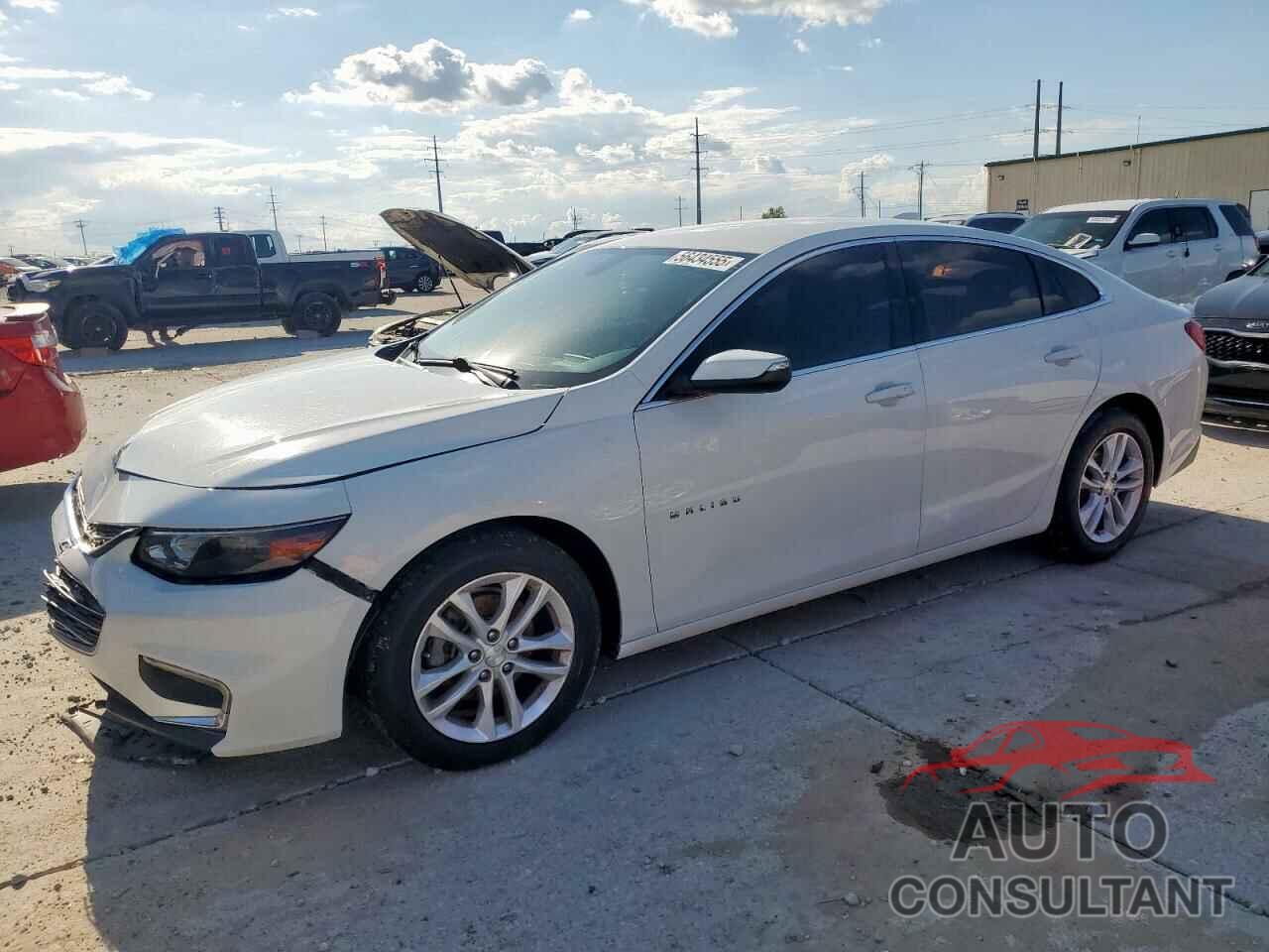 CHEVROLET MALIBU 2017 - 1G1ZE5ST4HF211331