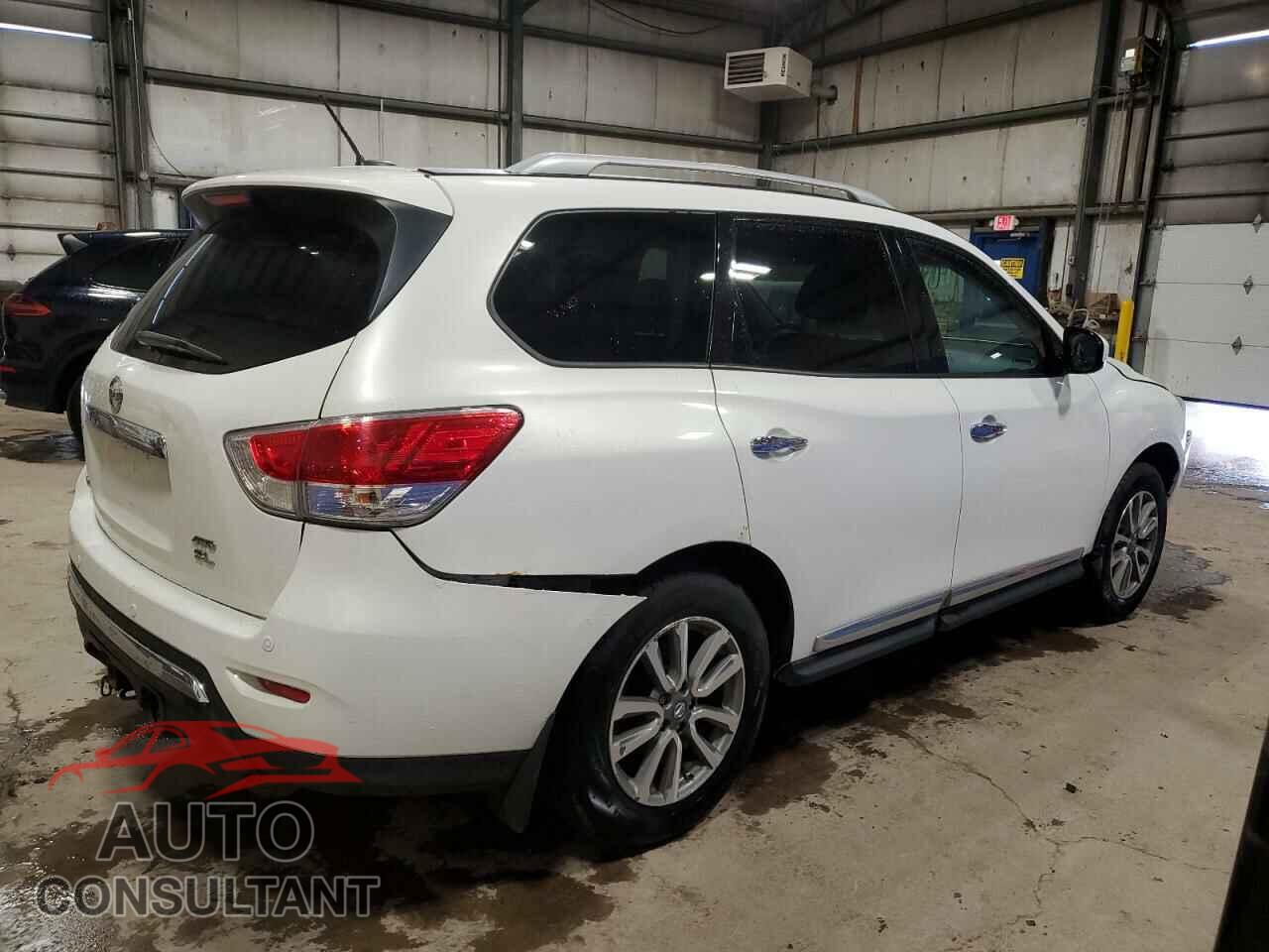NISSAN PATHFINDER 2013 - 5N1AR2MM2DC688912