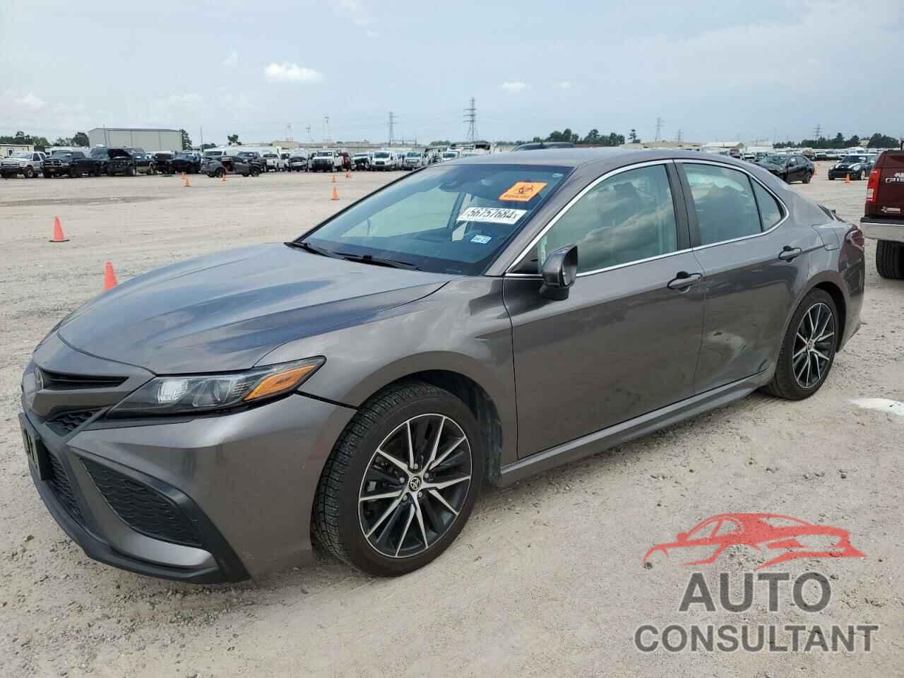 TOYOTA CAMRY 2021 - 4T1G11AK2MU540302