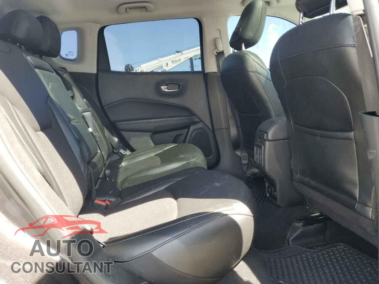 JEEP COMPASS 2020 - 3C4NJDBB2LT161837