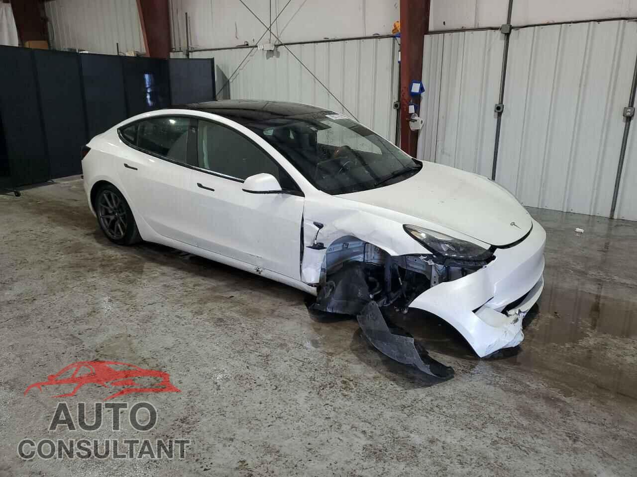 TESLA MODEL 3 2023 - 5YJ3E1EA3PF438271