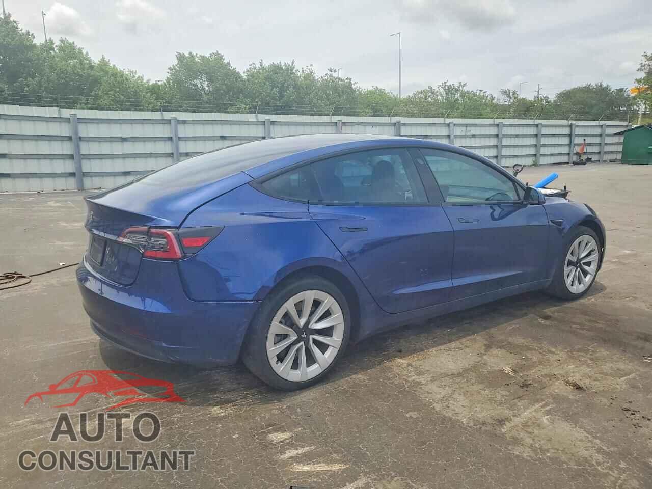 TESLA MODEL 3 2021 - 5YJ3E1EA1MF849910