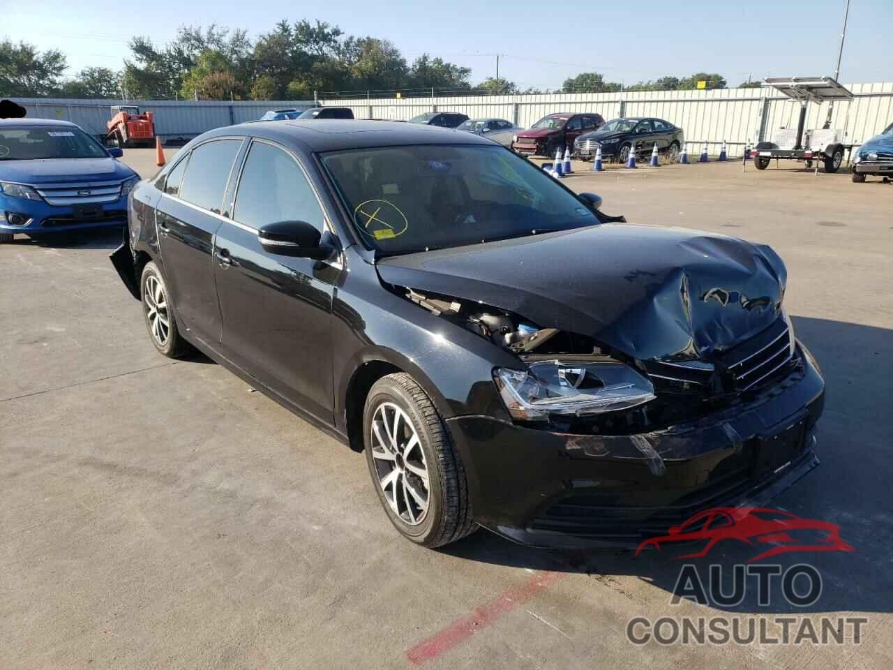 VOLKSWAGEN JETTA 2018 - 3VWDB7AJ9JM257259