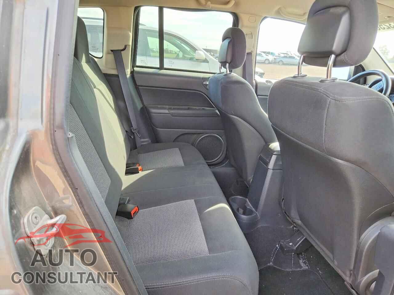 JEEP COMPASS 2011 - 1J4NF4FB7BD275133
