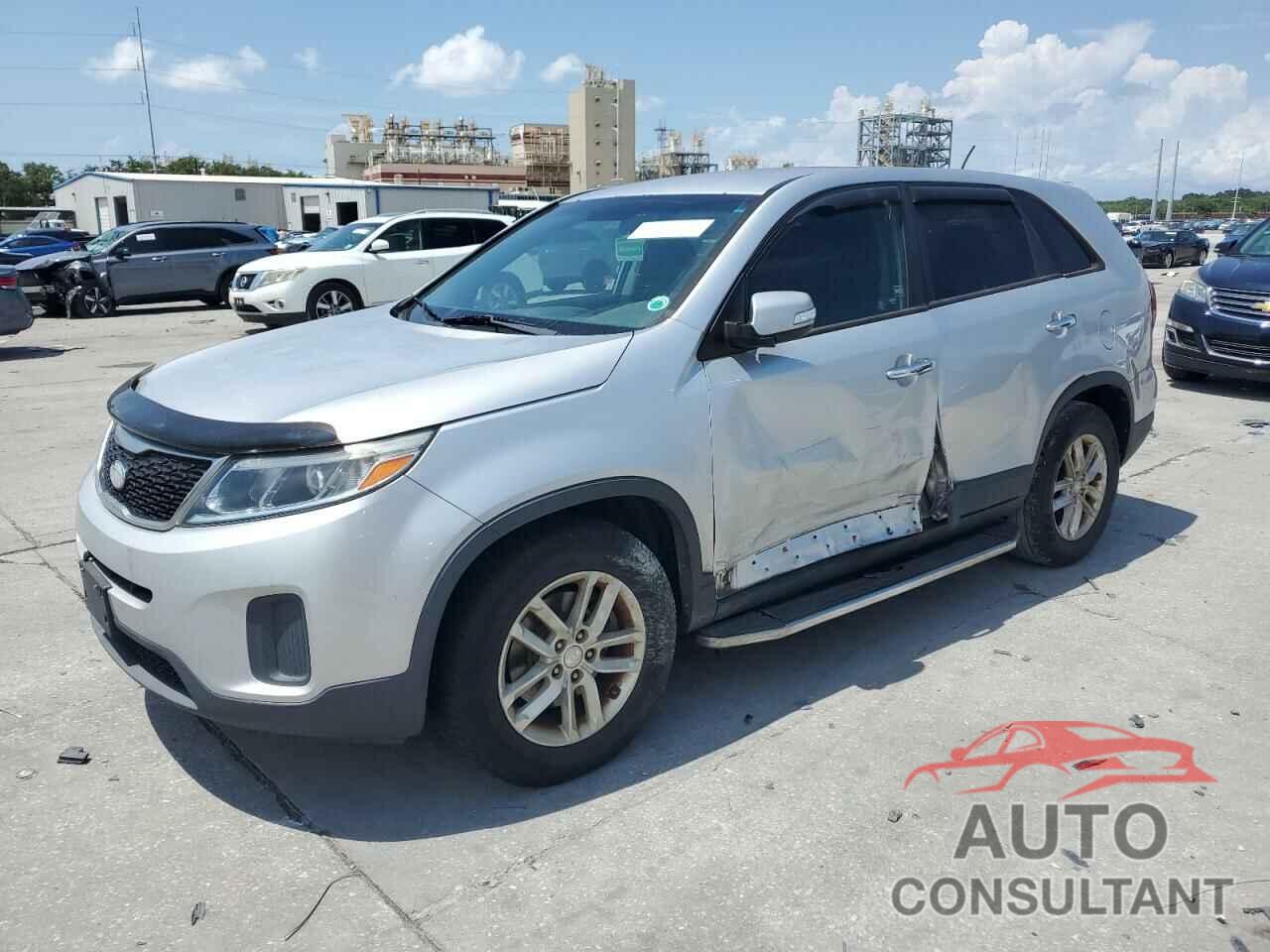 KIA SORENTO 2015 - 5XYKT3A63FG553913