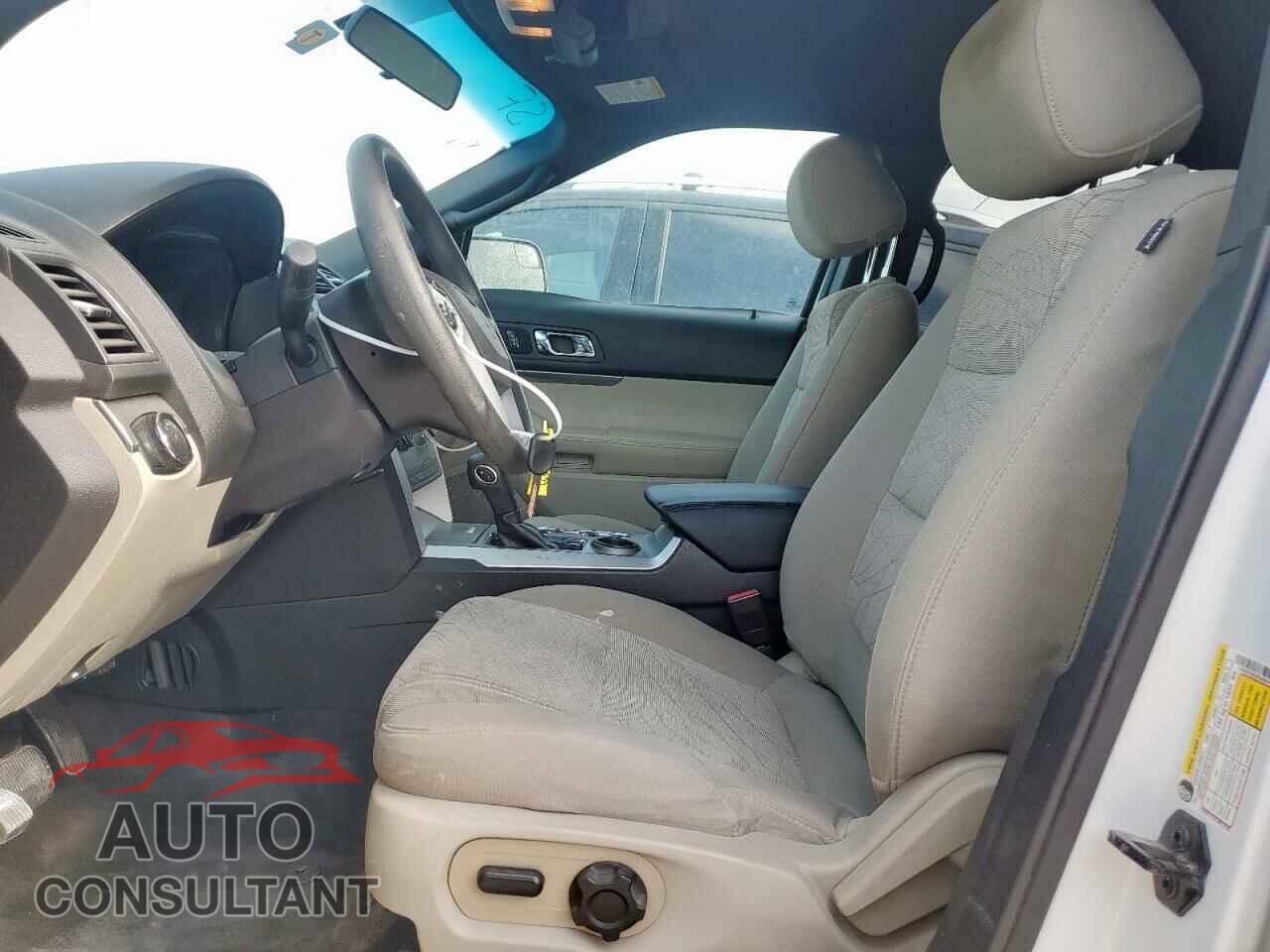 FORD EXPLORER 2015 - 1FM5K7B82FGA99444
