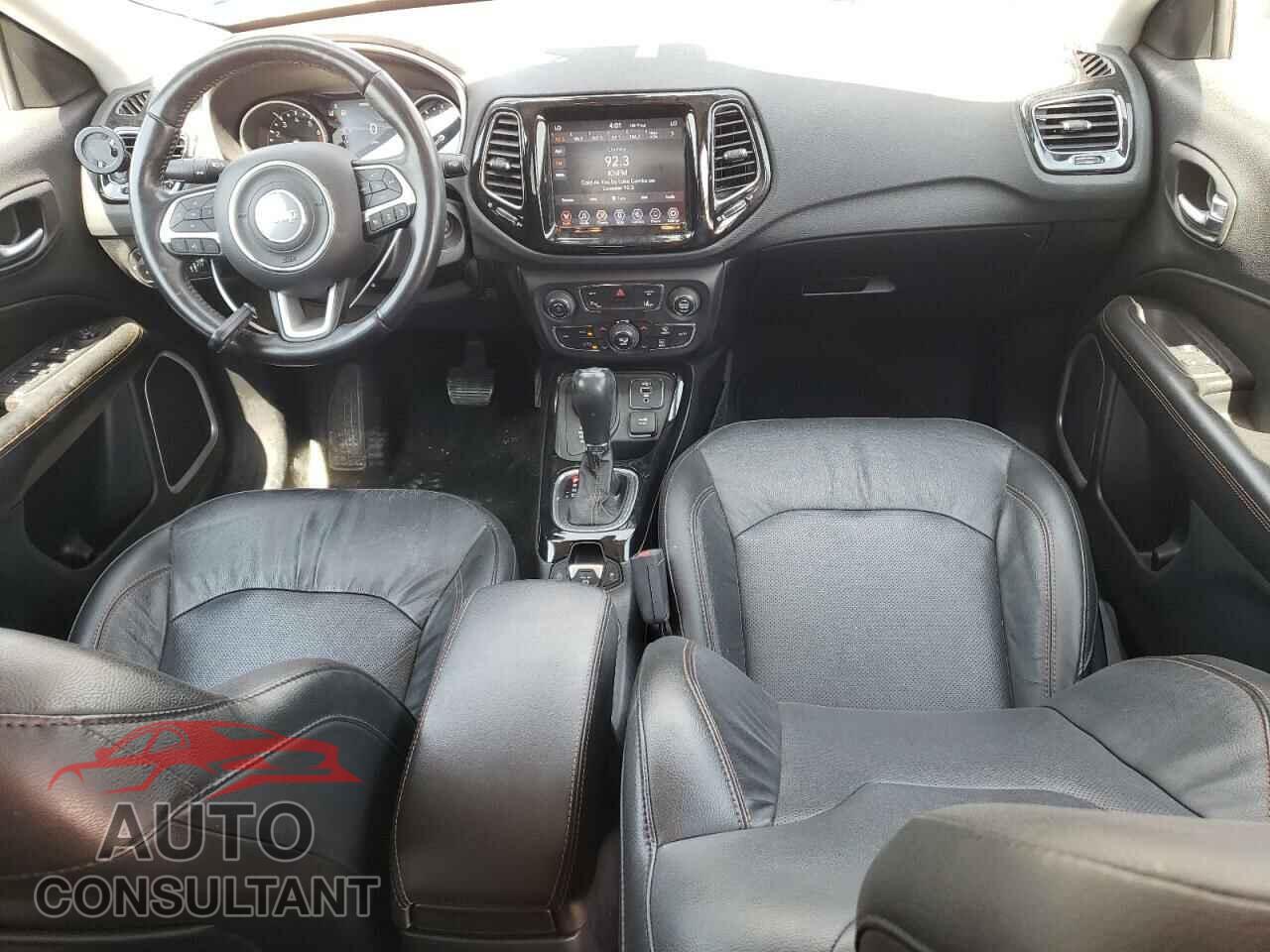 JEEP COMPASS 2021 - 3C4NJDCB2MT584045