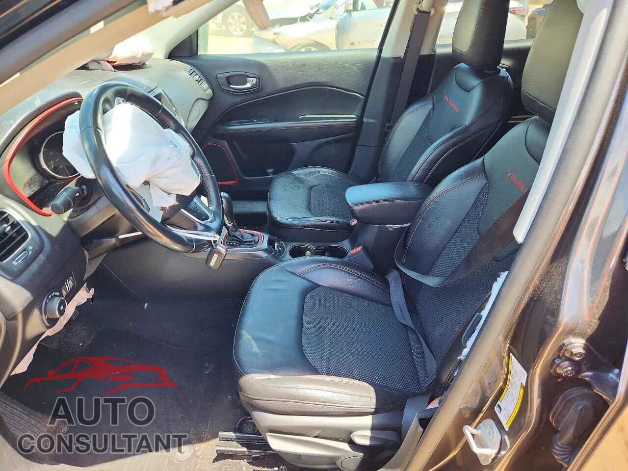 JEEP COMPASS 2020 - 3C4NJDDB0LT122256