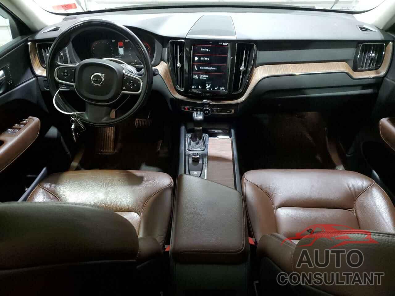 VOLVO XC60 2018 - YV4102RK8J1017724