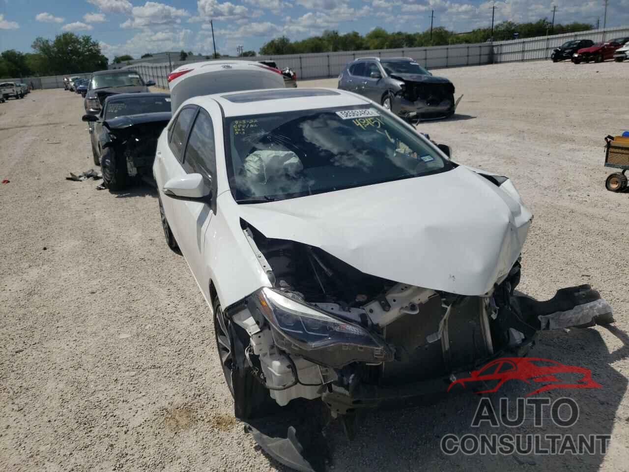 TOYOTA COROLLA 2018 - 5YFBURHE1JP822430