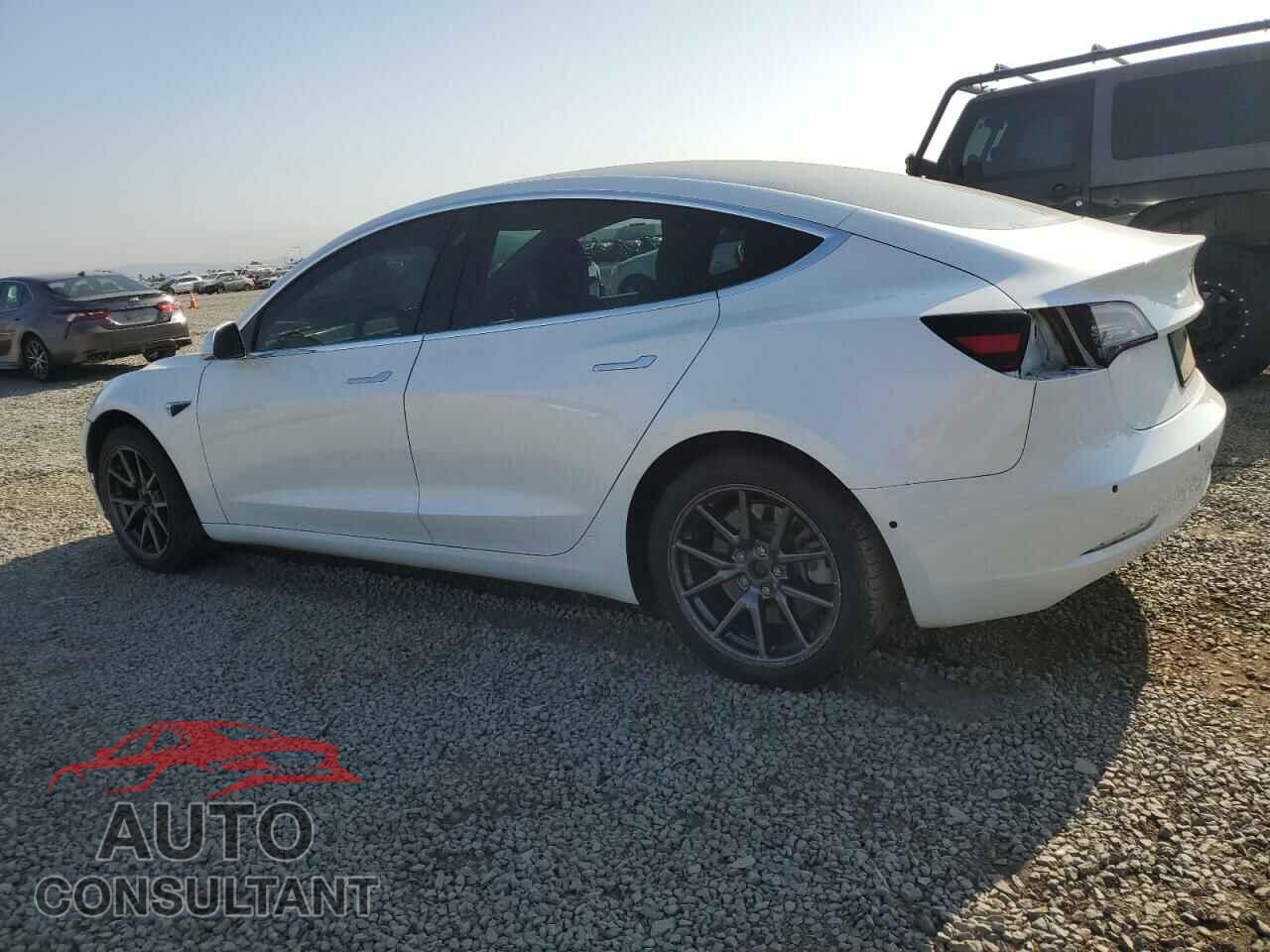 TESLA MODEL 3 2019 - 5YJ3E1EA8KF484784