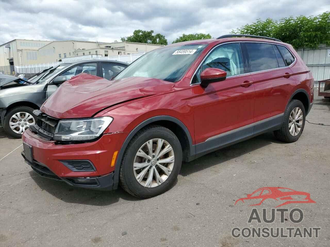 VOLKSWAGEN TIGUAN 2018 - 3VV2B7AX8JM040057