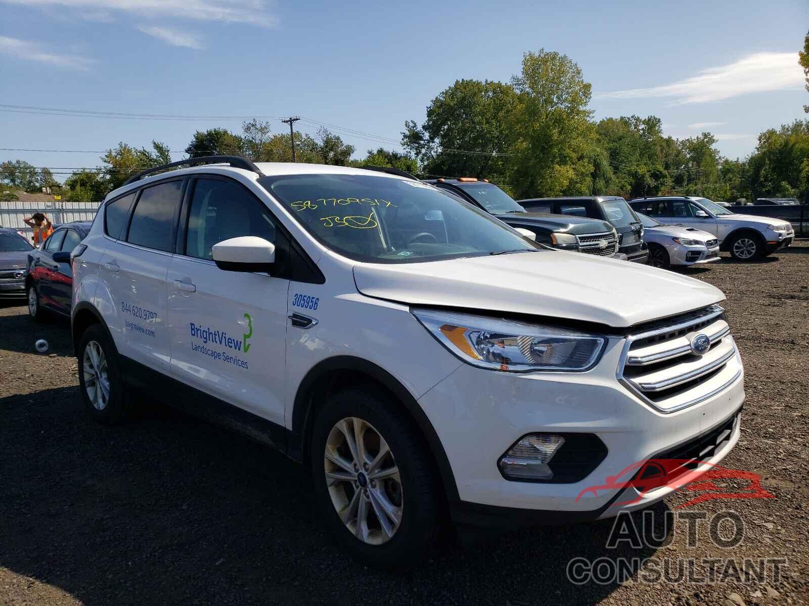 FORD ESCAPE 2018 - 1FMCU9GD9JUC37641