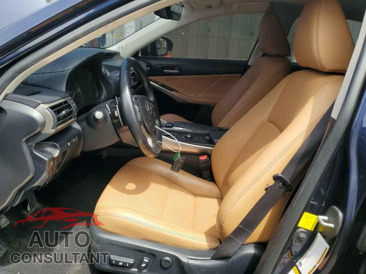 LEXUS IS 2017 - JTHCM1D21H5015347