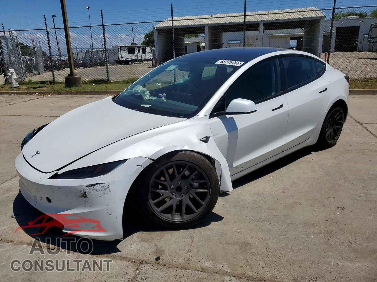 TESLA MODEL 3 2024 - 5YJ3E1EA3RF784856