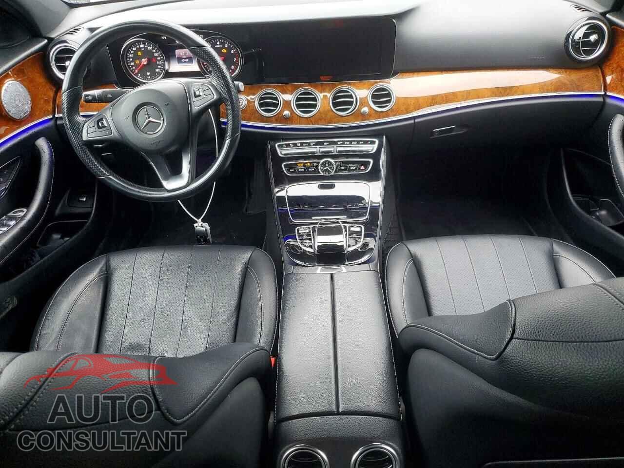 MERCEDES-BENZ E-CLASS 2018 - WDDZF4KB2JA478367