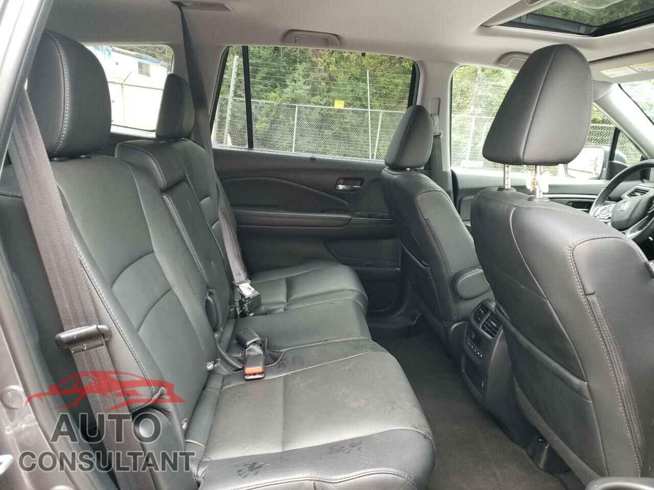 HONDA PILOT 2021 - 5FNYF6H27MB066062