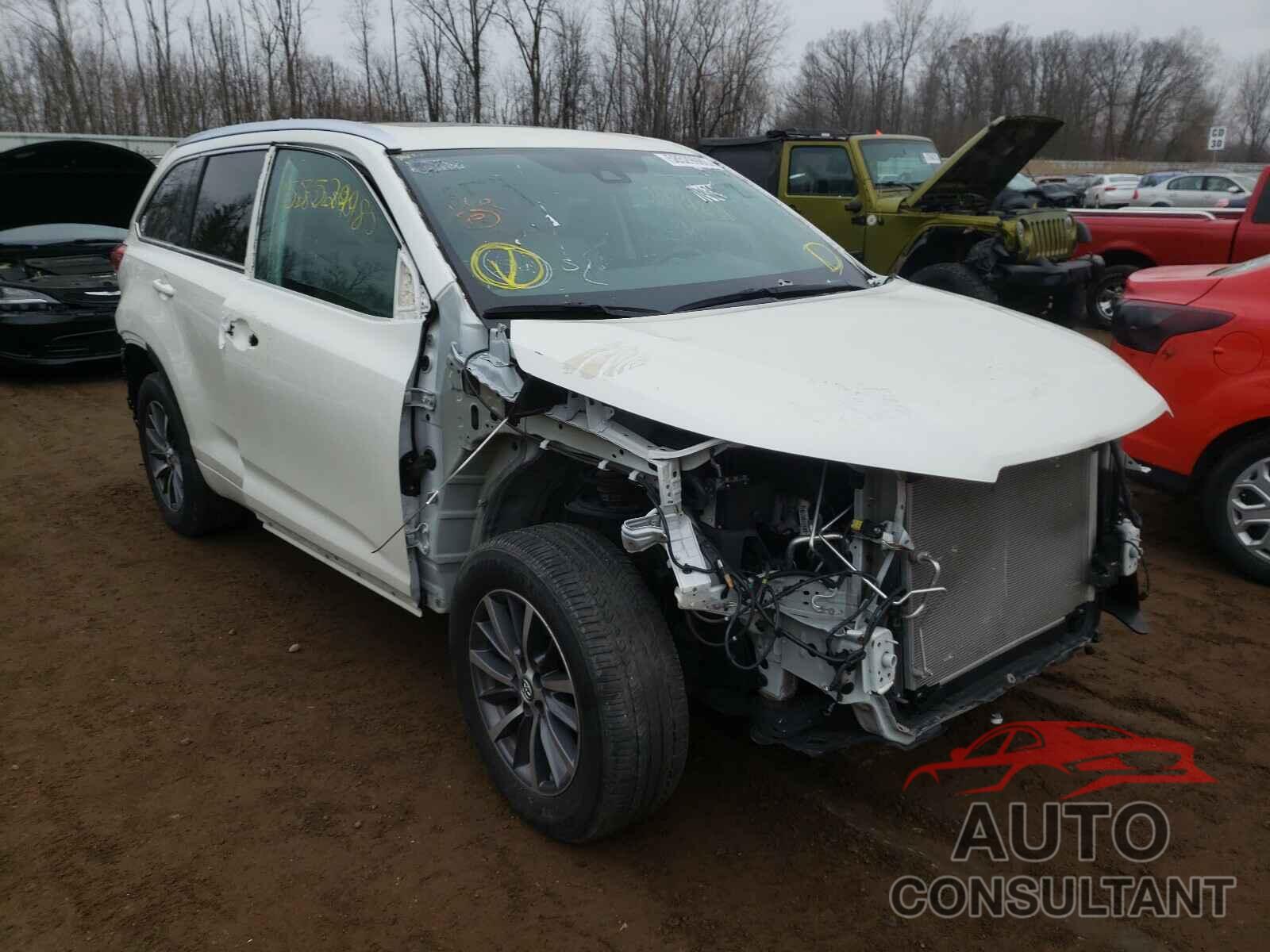 TOYOTA HIGHLANDER 2018 - 5TDJZRFH9JS559959