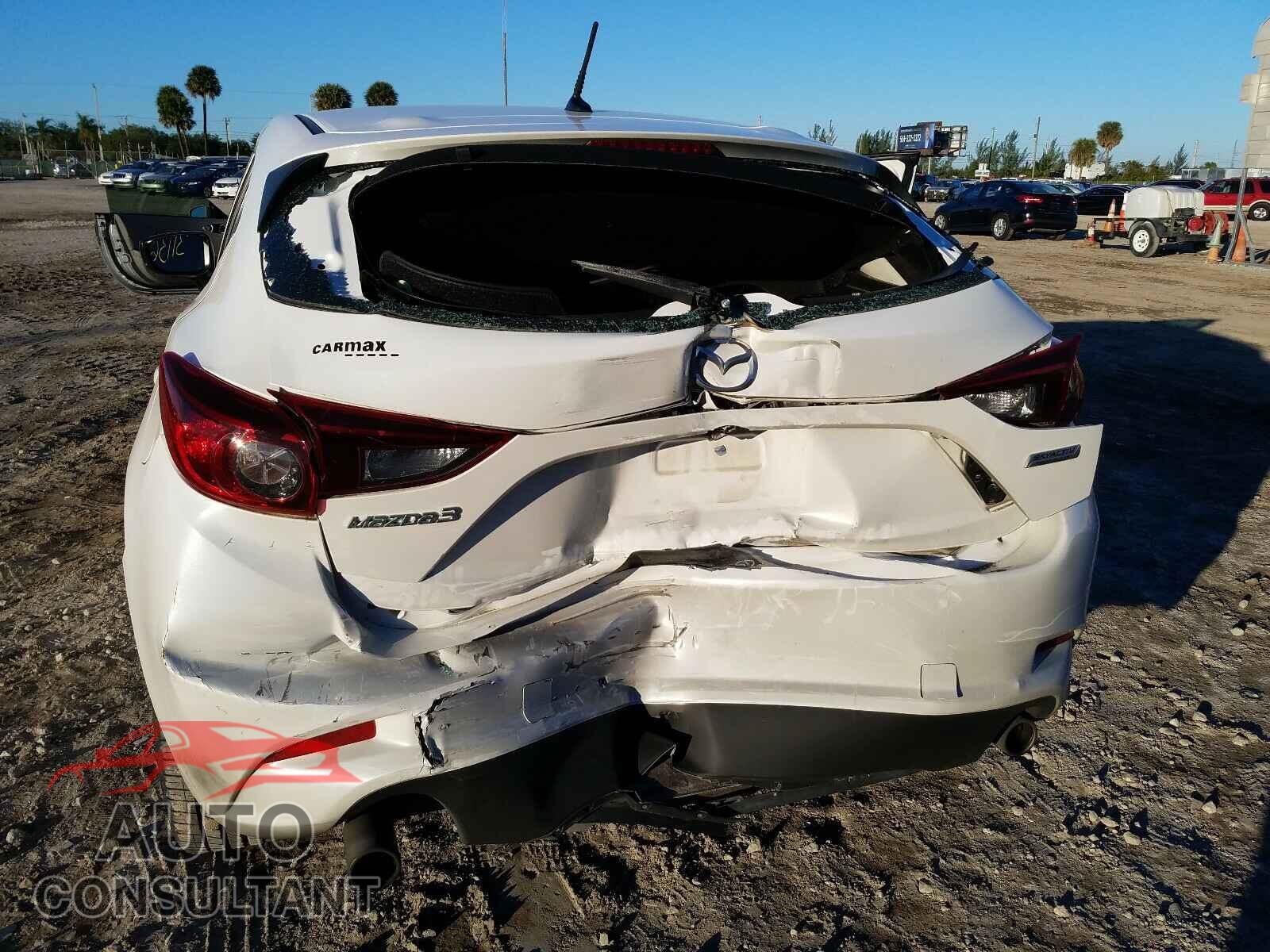 MAZDA 3 2017 - 3MZBN1L79HM118305