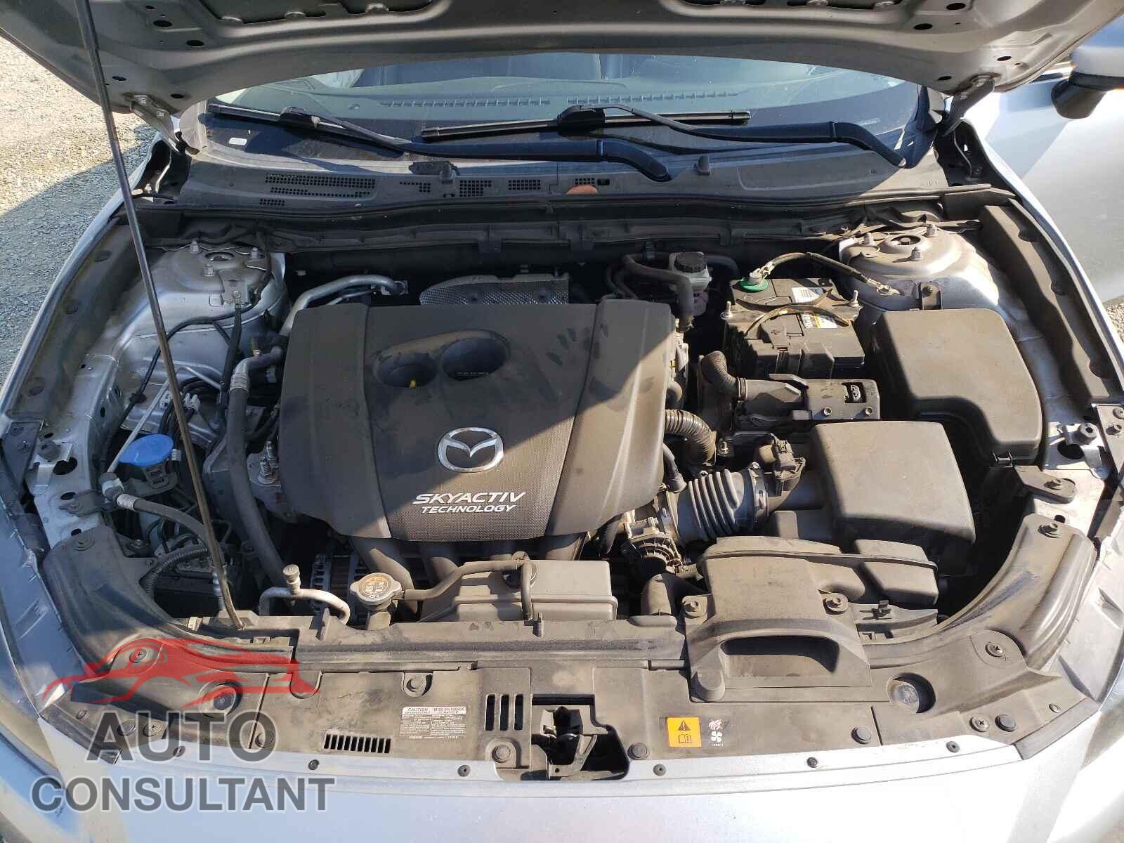 MAZDA 3 2017 - 3MZBN1V79HM127812