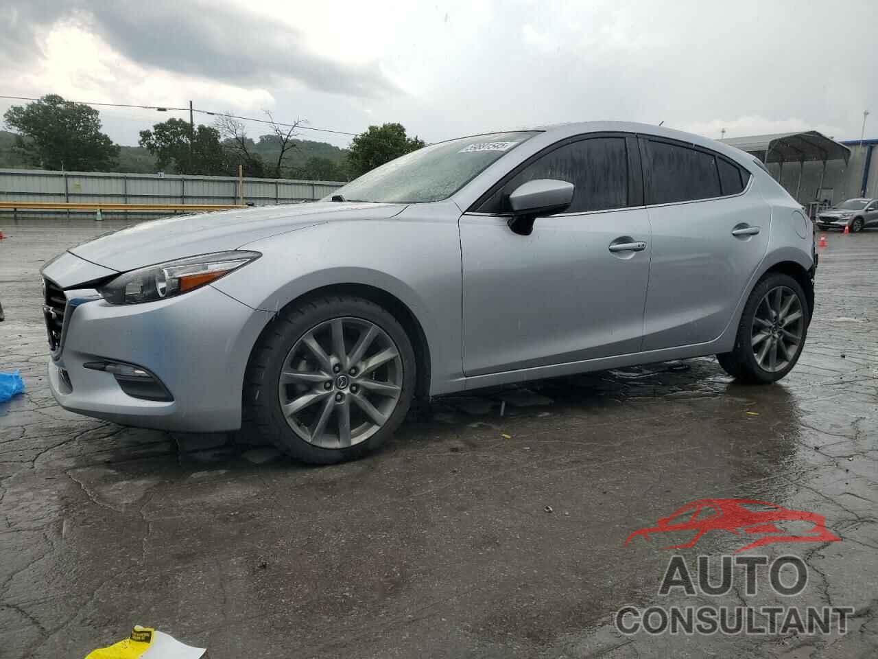 MAZDA 3 2018 - 3MZBN1L34JM261505
