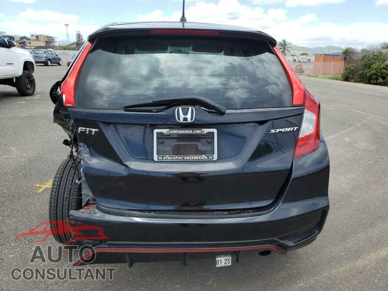 HONDA FIT 2019 - 3HGGK5H66KM718135