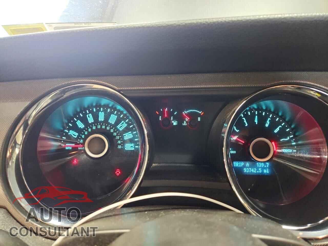 FORD MUSTANG 2014 - 1ZVBP8AM0E5290879