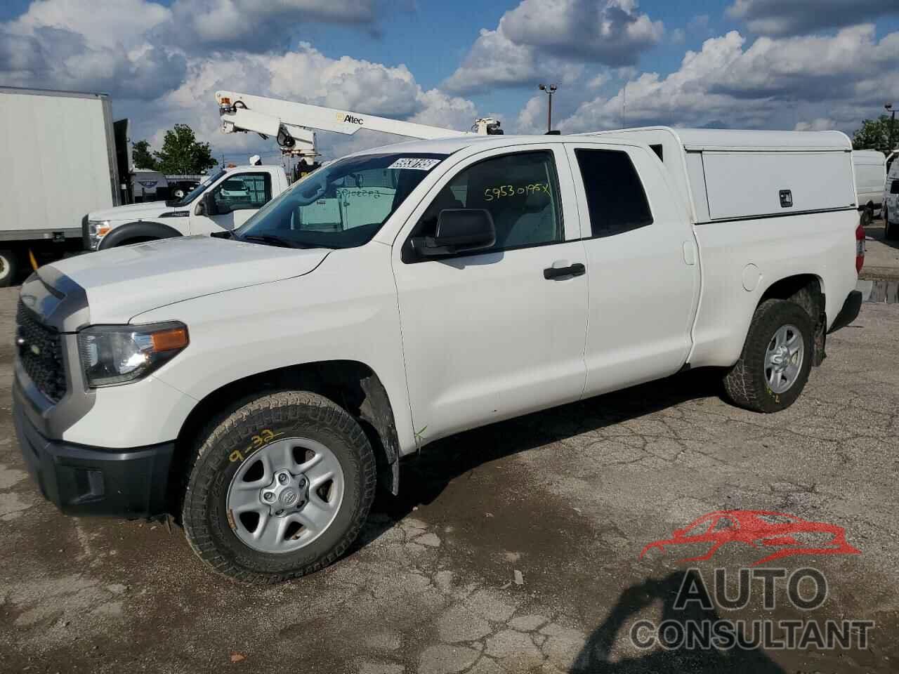 TOYOTA TUNDRA 2020 - 5TFUY5F19LX883020