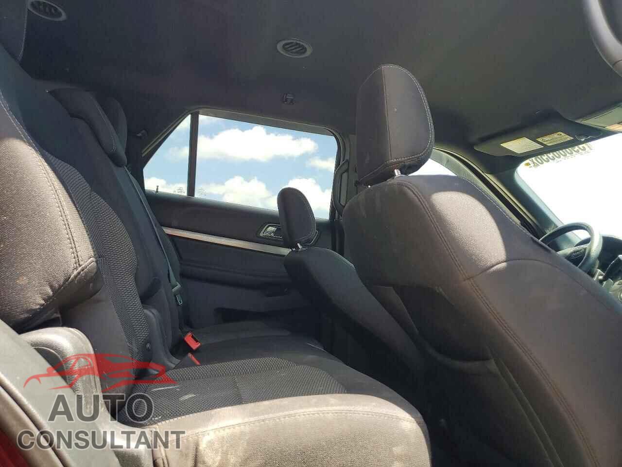 FORD EXPLORER 2018 - 1FM5K7DH0JGB39249