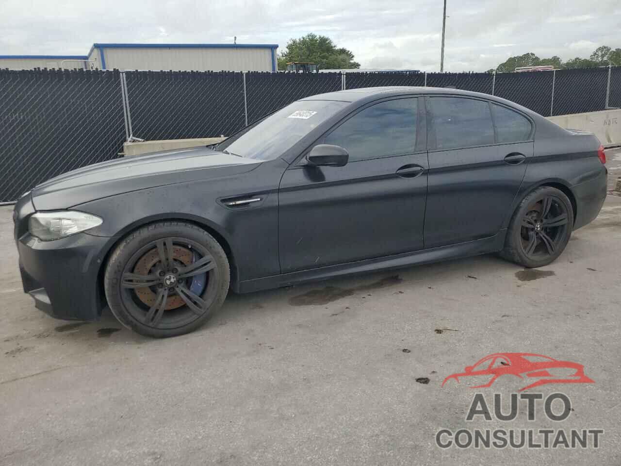 BMW M5 2013 - WBSFV9C57DD096739